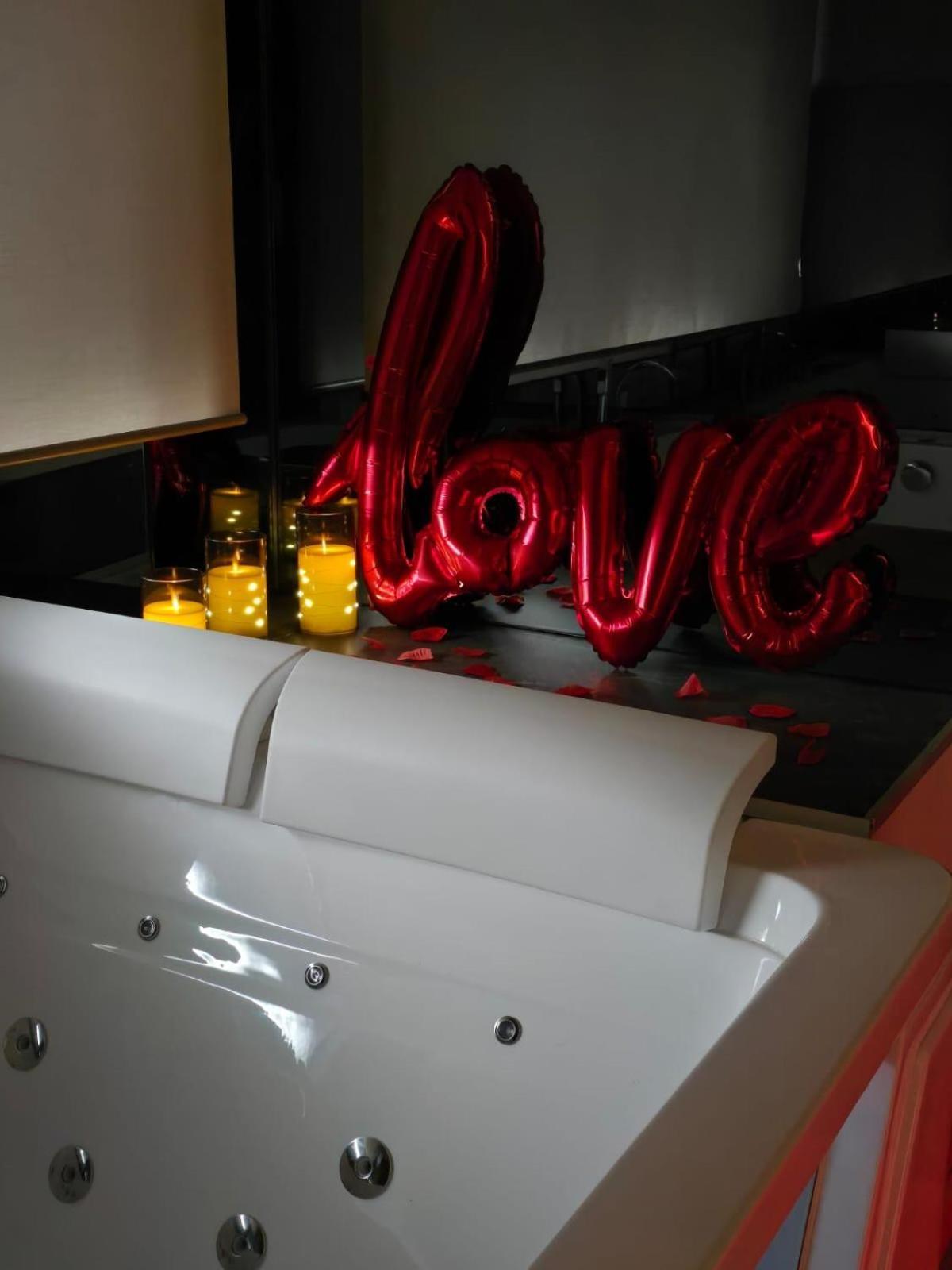 Heysuite - Luxury House - Roma Trastevere Esterno foto